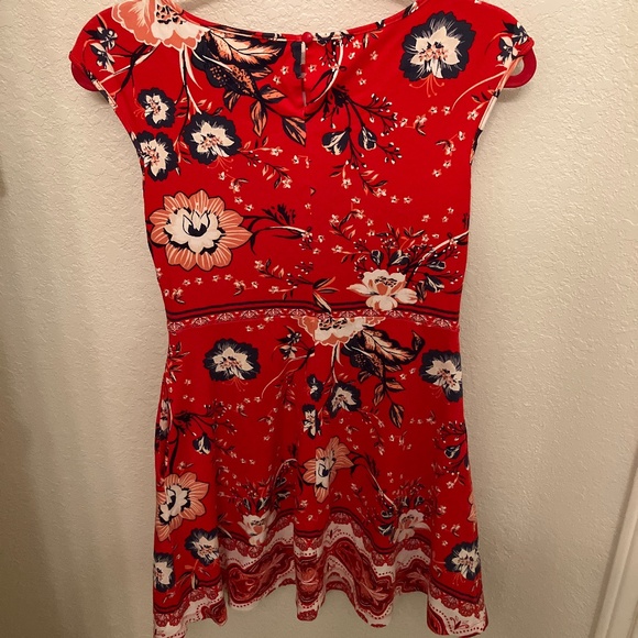 New York & Company floral mini dress - Picture 3 of 4